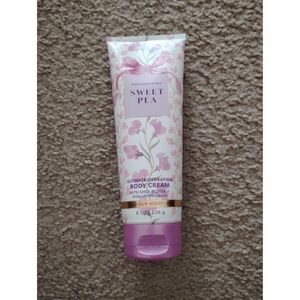 Bath & Body Works Sweet Pea Ultimate Hydration Body Cream